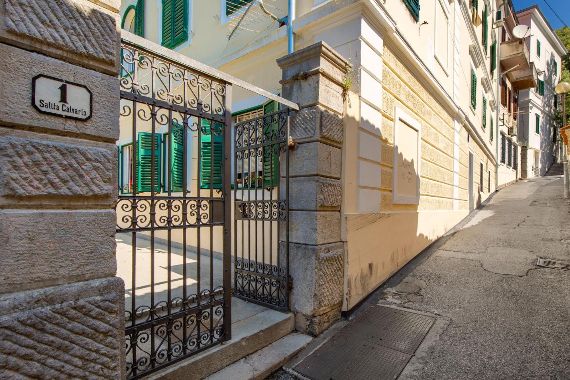 Apartment Salita Calvario Rijeka Eksteriør billede